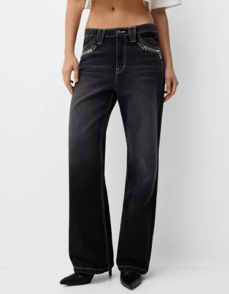 Wide-leg studded ‘90s jeans