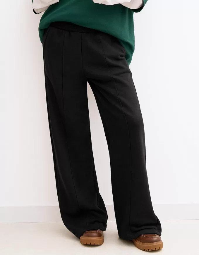 Wide leg sweatpants Wide leg sweatpants